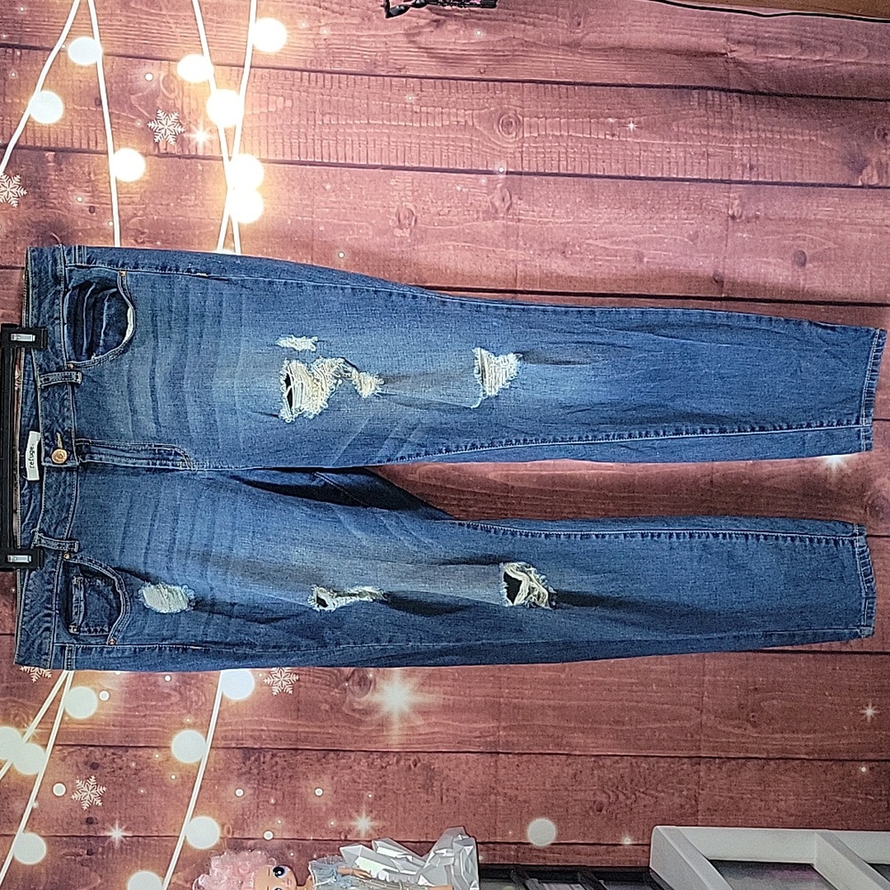 Refuge Medium Wash Distressed Jeans Size 20